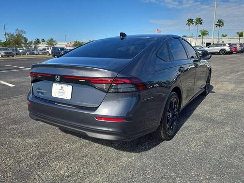 2025 Honda Accord Sport SE 1.5T