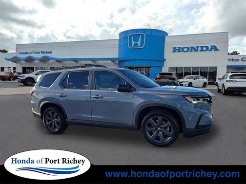 2023 Honda Pilot AWD Sport