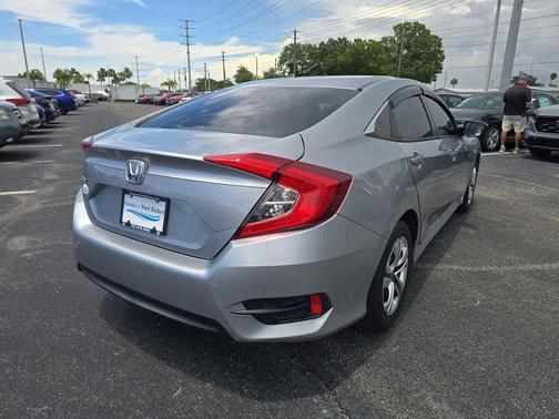 Silver Metallic 2017 Honda Civic LX