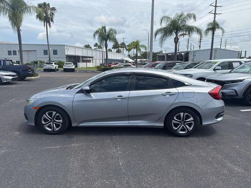 Silver Metallic 2017 Honda Civic LX