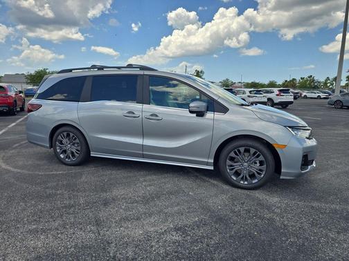 Silver Metallic 2026 Honda Odyssey Touring