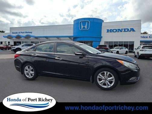 2013 Hyundai SONATA Limited
