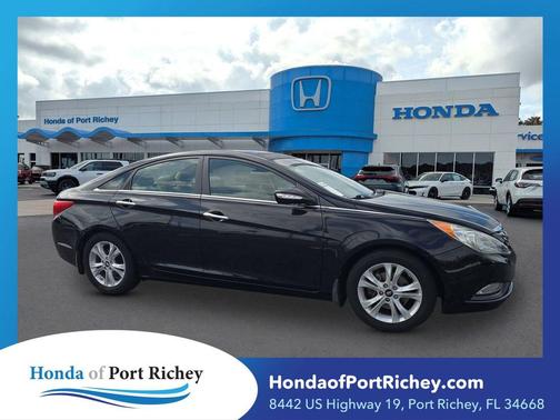2013 Hyundai SONATA Limited