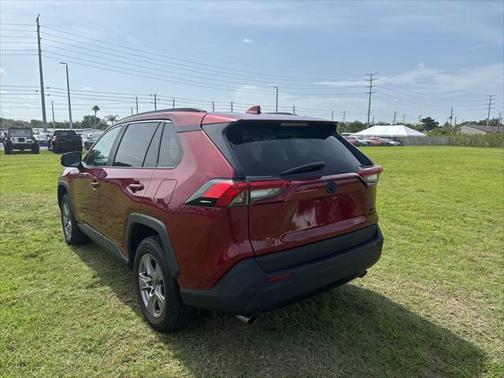 2023 Toyota RAV4 Hybrid XLE