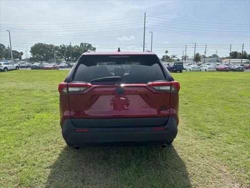 2023 Toyota RAV4 Hybrid XLE