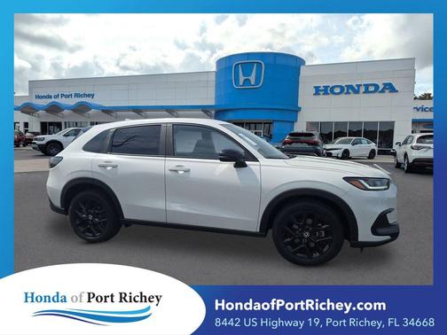 Platinum White Pearl 2024 Honda HR-V Sport