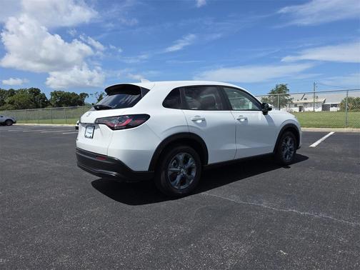 2026 Honda HR-V LX