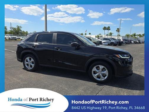 Crystal Black Pearl 2023 Honda HR-V LX