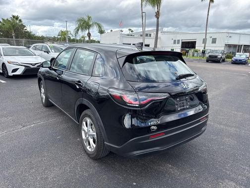 2024 Honda HR-V LX