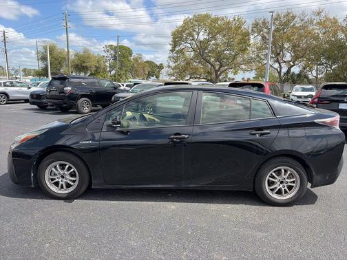 2016 Toyota Prius Two