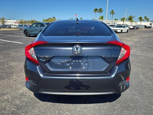 2018 Honda Civic EX