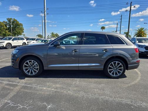 2019 Audi Q7 45 Premium