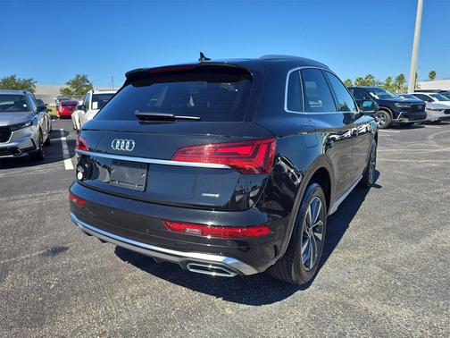 2024 Audi Q5 45 S line Premium Plus
