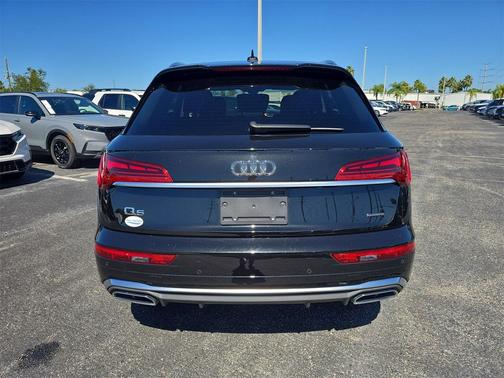 2024 Audi Q5 45 S line Premium Plus