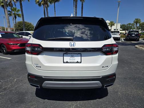 2025 Honda Pilot Elite