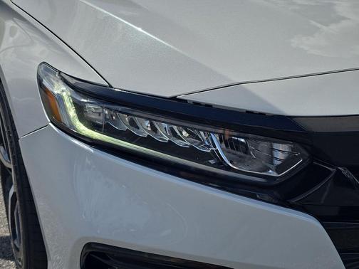 Platinum White Pearl 2018 Honda Accord EX-L 2.0T