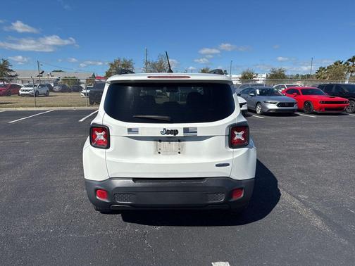 2016 Jeep Renegade Latitude