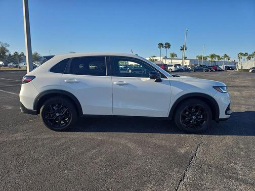 2023 Honda HR-V 2WD Sport