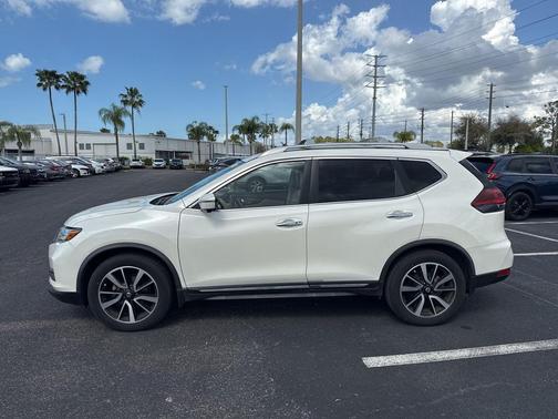 2018 Nissan Rogue SL