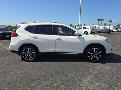 2018 Nissan Rogue SL