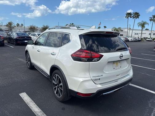2018 Nissan Rogue SL