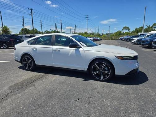 2023 Honda Accord Hybrid Base