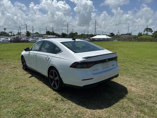 2023 Honda Accord Hybrid Base