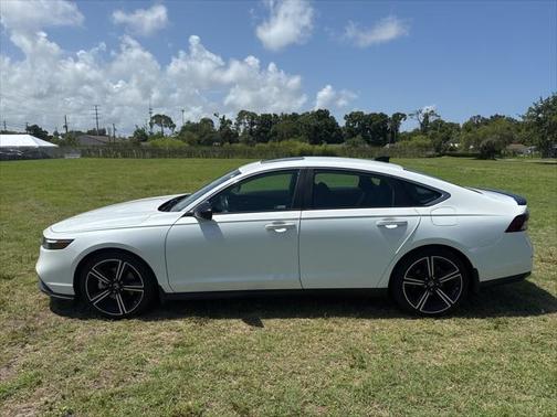 2023 Honda Accord Hybrid Base