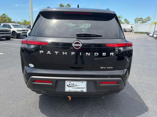 Super Black 2024 Nissan Pathfinder SV 4WD
