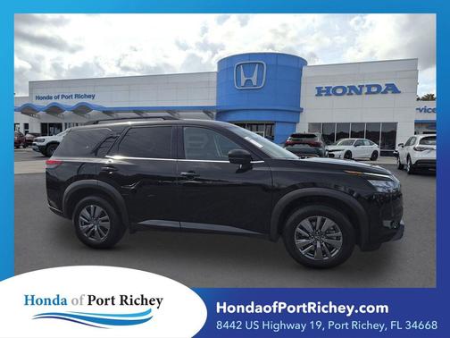 Super Black 2024 Nissan Pathfinder SV 4WD
