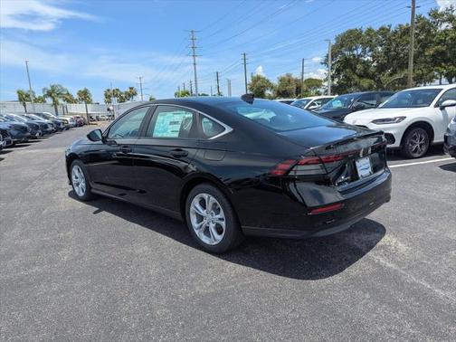 2025 Honda Accord LX 1.5T