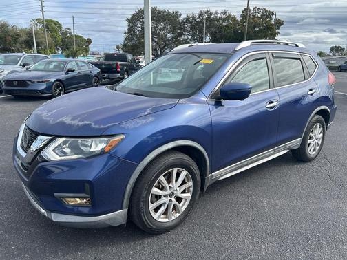 2018 Nissan Rogue SV