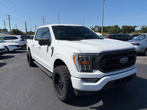 Oxford White 2021 Ford F-150 XLT