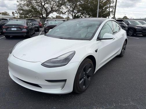 2021 Tesla Model 3 Standard Range Plus