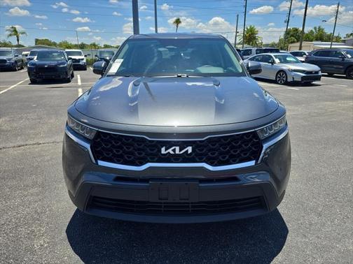 2023 Kia Sorento LX