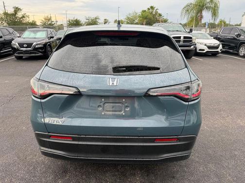 Grey 2025 Honda HR-V LX