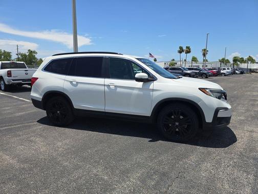 Platinum White Pearl 2021 Honda Pilot AWD Special Edition