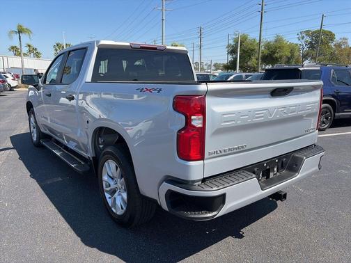 Silver Ice Metallic 2022 Chevrolet Silverado 1500 Custom