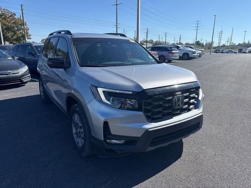2023 Honda Passport AWD TrailSport