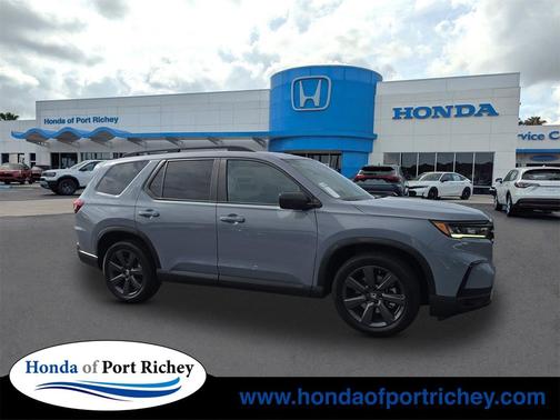 2023 Honda Pilot AWD Sport