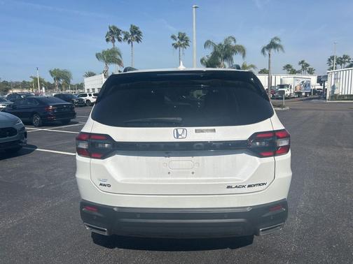 2025 Honda Pilot Black Edition