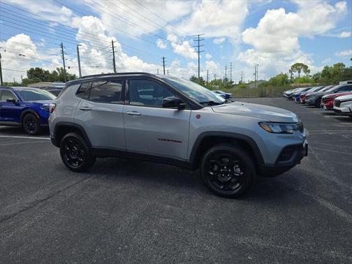 2023 Jeep Compass Trailhawk