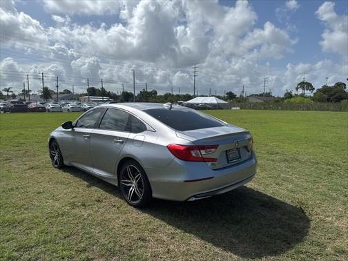 2022 Honda Accord Hybrid Touring