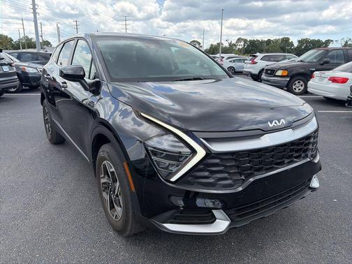 Fusion Black 2024 Kia Sportage LX