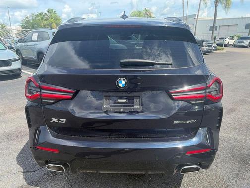 Carbon Black Metallic 2022 BMW X3 sDrive30i