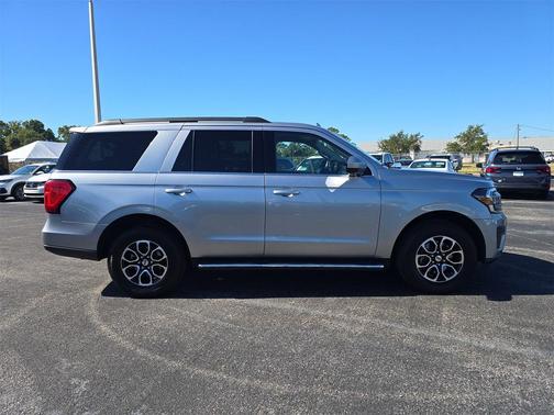 2023 Ford Expedition XLT