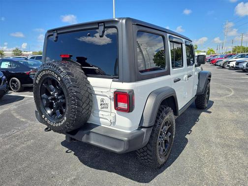 2020 Jeep Wrangler Unlimited Willys 4X4