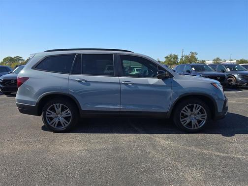 2022 Honda Pilot AWD Sport
