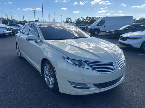 2014 Lincoln MKZ Base