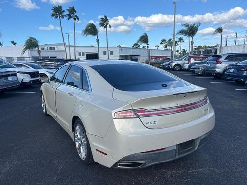 2014 Lincoln MKZ Base